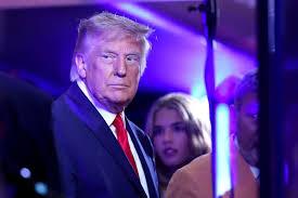 Trump Booed as Spurs Revive NBA Finals Hopes in New York